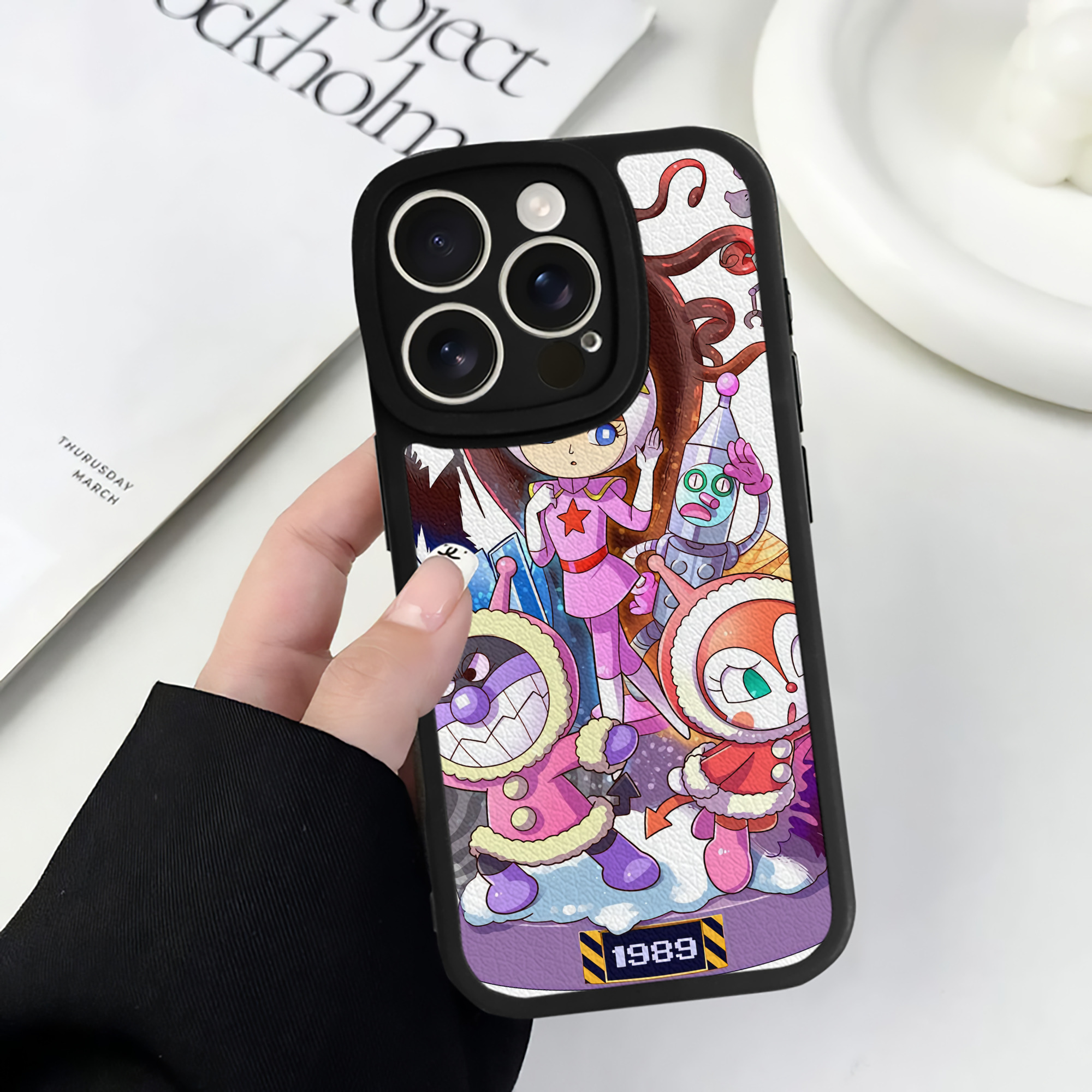 （画像用） アンパンマン Anpanman 【iPhone 16シリーズ対応】シリコンスマホケース（レザー調） 材質：シリコン